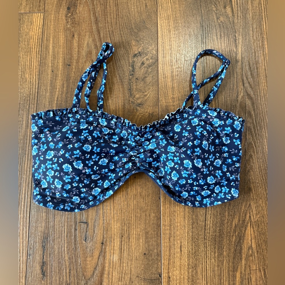 Old Navy Navy Blue Floral Convertible Bikini Top size small